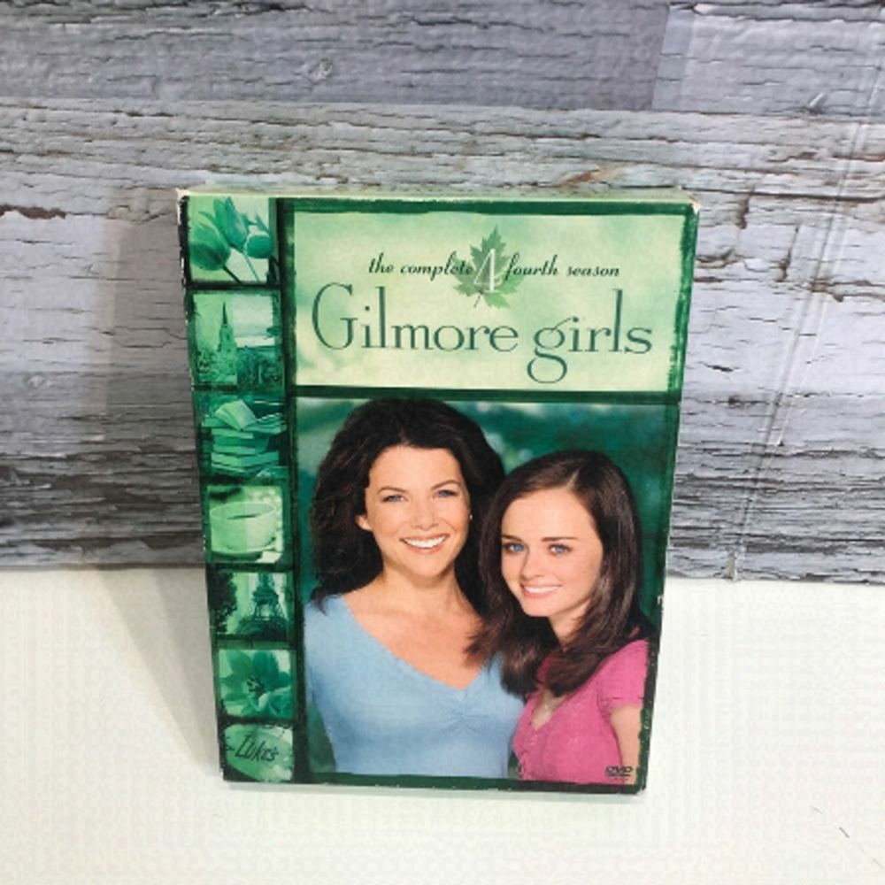 𝅺gilmore Girls Season 4 DVD Boxset